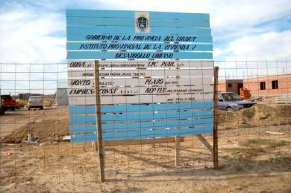 Avanza la construcci�n de viviendas para el personal del CENPAT