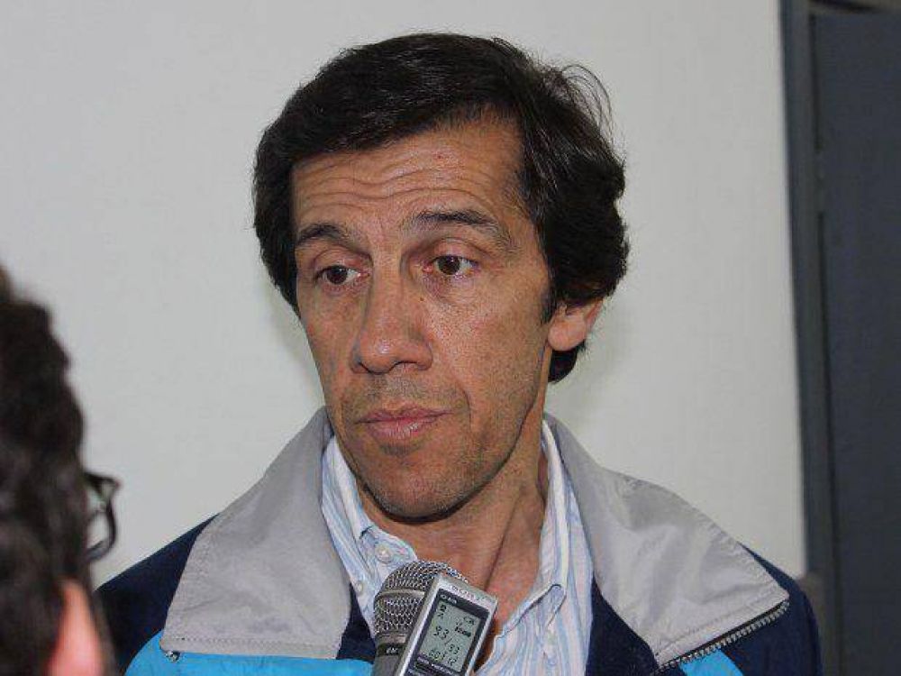 "Nos parece bueno que pida la discusi�n"