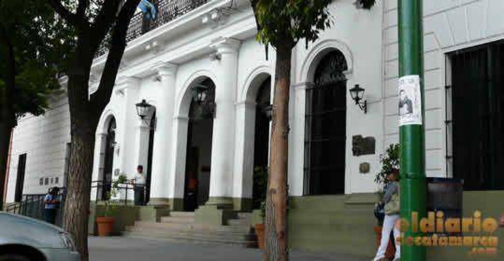 Por un principio de incendio no hubo actividad en Casa de Gobierno