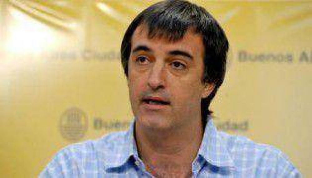 Bullrich quiere garantizar el arranque de clases