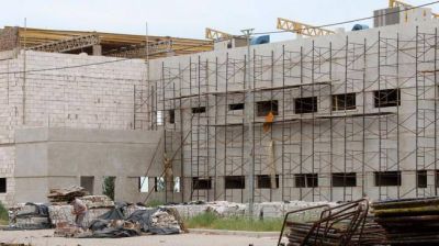 Accastello le puso plazo a la Provincia por el hospital