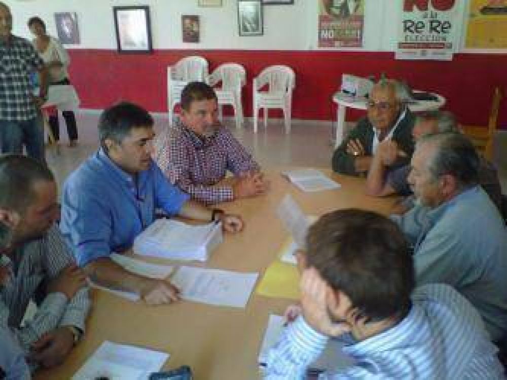 Foulkes y De Rege oficializaron precandidaturas