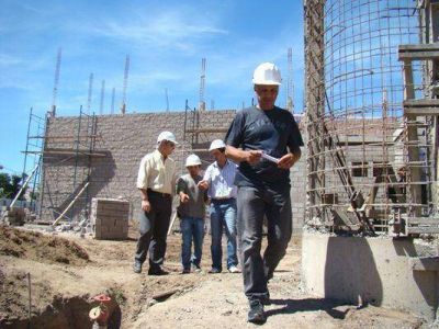 Ministro advierte que podr�an caerse inversiones por la nueva Ley de Hidrocarburos