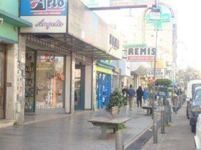 El policl�nico, la seguridad y una soluci�n para el tr�nsito son materias pendientes en Bernal