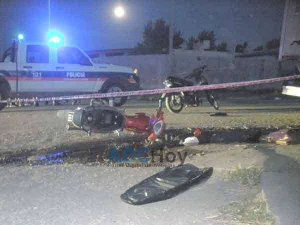 Un herido grave al chocar dos motos