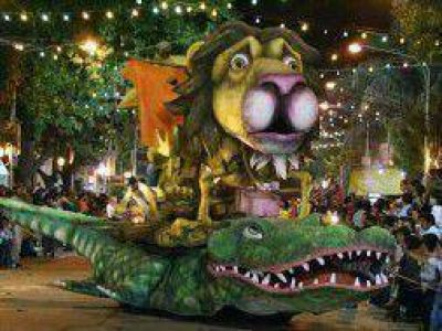 Contin�a el carnaval de Lincoln con la presentaci�n de Rosana