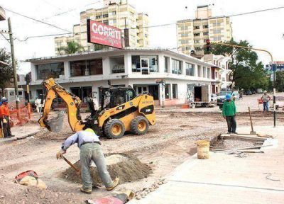 Esperan que disminuyan las lluvias para concluir obras de pavimentaci�n