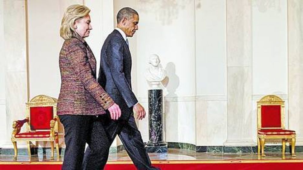 En una inusual entrevista por TV, Obama despide a Hillary
