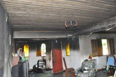 Un detenido por el incendio de la casa en el Fonavi 42