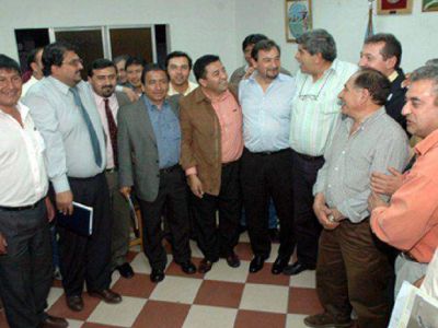 Apoyos y cr�ticas a la �l�nea directa� de intendentes y Naci�n