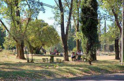 Est�n en marcha varias refacciones para embellecer el Parque Municipal
