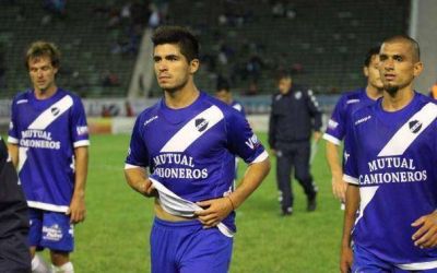 El karma de visitante no lo deja en paz a Alvarado