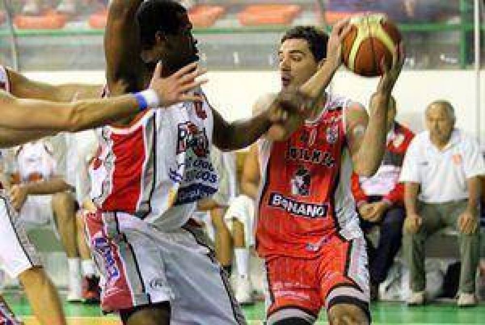 TNA: otra mala noche defensiva de Quilmes