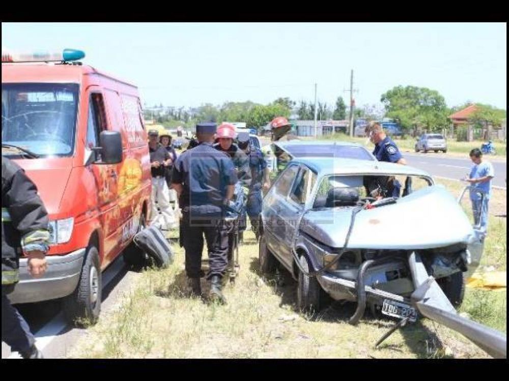 Falleci� un agente penitenciario en un accidente en el Acceso Norte