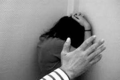 Nena hospitalizada por golpiza de su padrastro