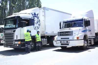 CNRT: detectan numerosas infracciones en operativos de control de �mnibus y camiones