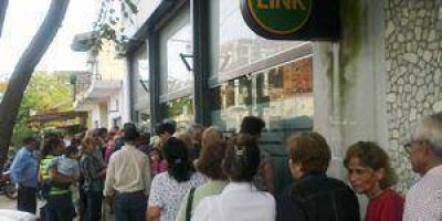 Unos $20 millones m�s para pago de haberes a estatales