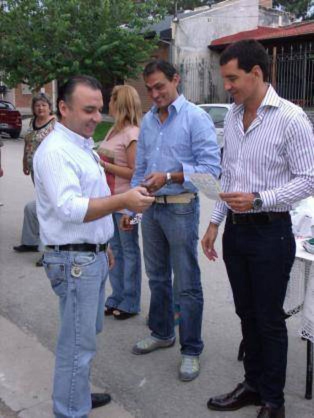 En Taf� Viejo dieron botones antip�nico