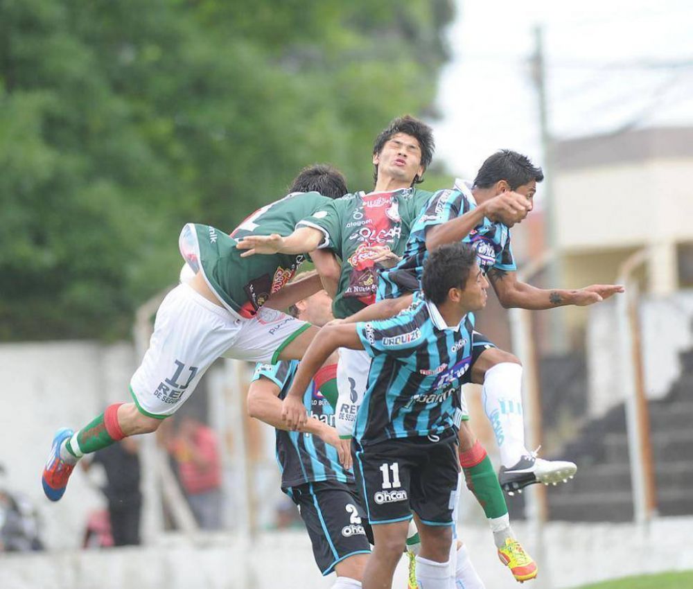 El "expreso" no supo llegar a la estaci�n