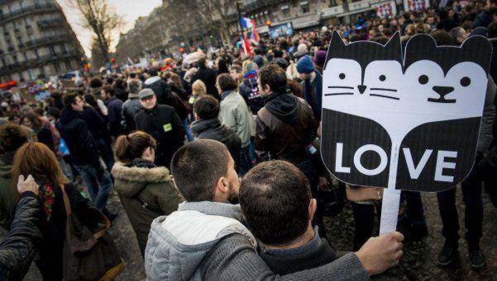 Miles de partidarios del "matrimonio para todos" salieron a las calles de Par�s
