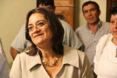 Empresarios santafesinos esperan ser recibidos por la gobernadora
