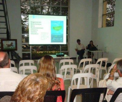 OSSE brind� una charla sobre el cuidado y uso racional del agua