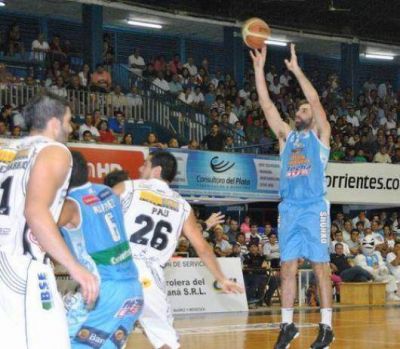 Regatas ya le apunta a Pe�arol