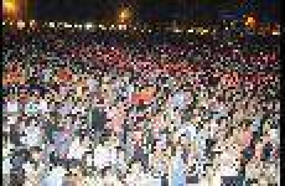 Con una masiva concurrencia en el Este, arranc� Rivadavia Canta al Pa�s