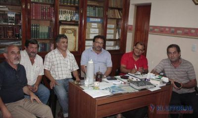 Gremios estatales pidieron suba del 25% y hoy comienza la negociaci�n con docentes