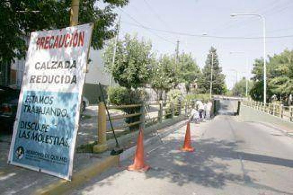 Realizaron mantenimiento en el bajo v�as de Saavedra