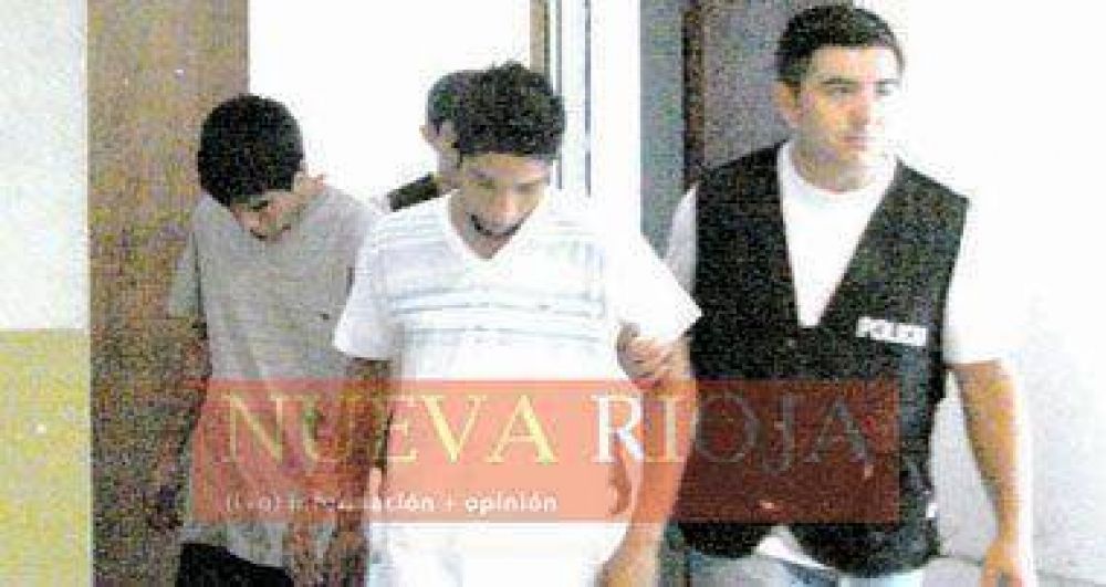 Mora y D�az: dos versiones del homicidio de �Freddy� Cortez