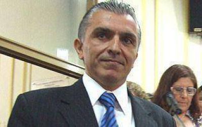 Baratta postul� a Pallares como �candidato a Intendente en 2015�