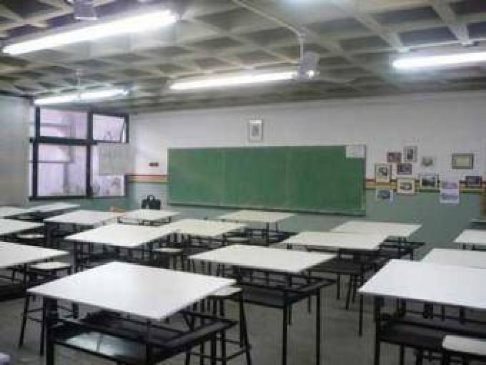 Aseguran que en el partido de Jun�n hay edificios escolares con problemas de infraestructura
