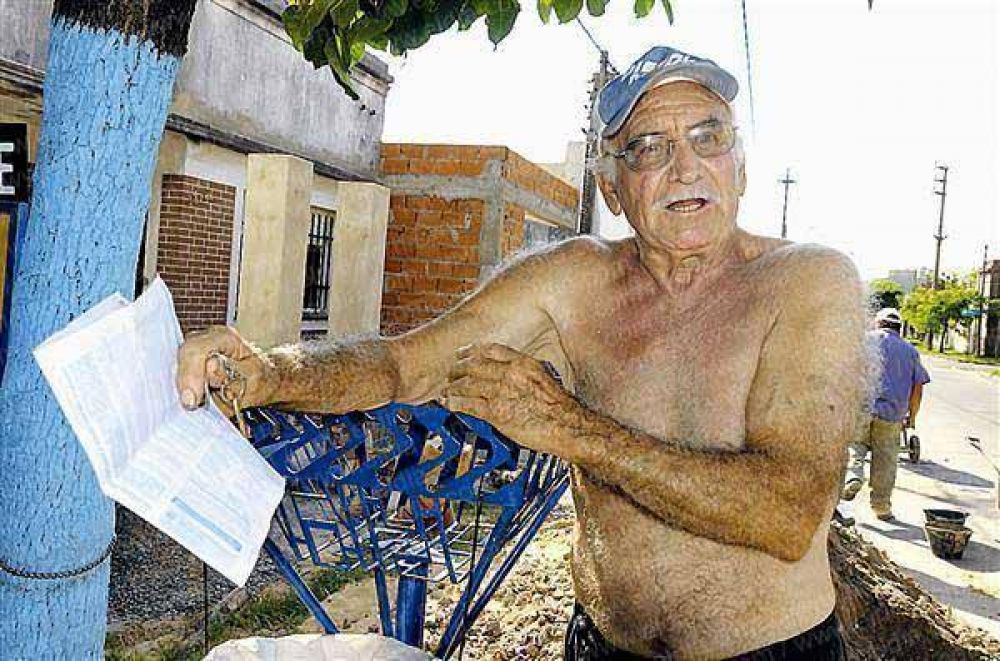 Comerciante sac� un cuchillo y ech� a sospechoso de su local  