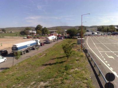 Por freno de Vale, cortan la Ruta 22 en Chichinales