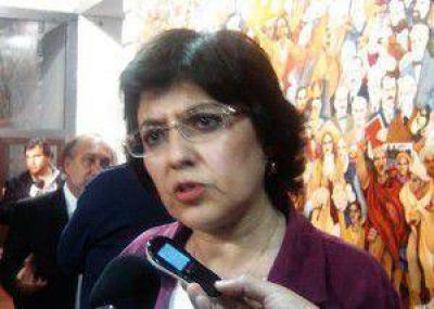 Isolda Calsina �Fellner debe recuperar lo que cedi� por pacto fiscal�