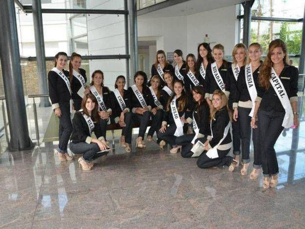 FNS: Las candidatas grabar�n el video que se ver� en la Noche Soberana