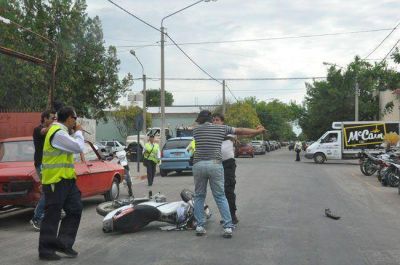 Serio incidente con un motociclista en Tr�nsito