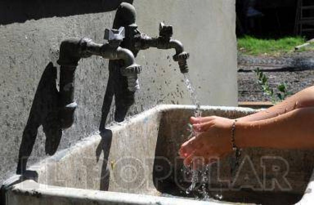 Piden extremar medidas en el consumo del agua corriente