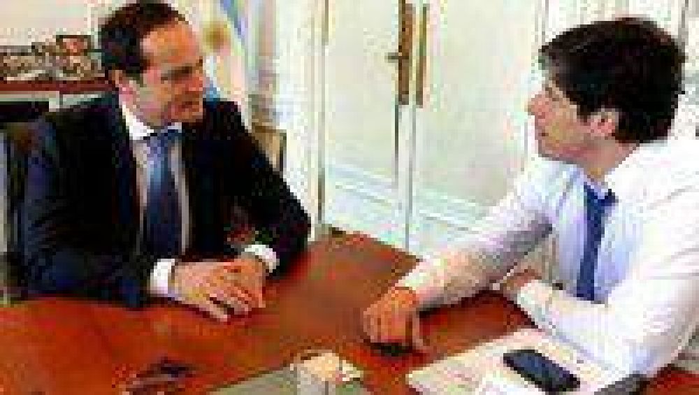 Abal Medina recibi� al intendente de Corrientes