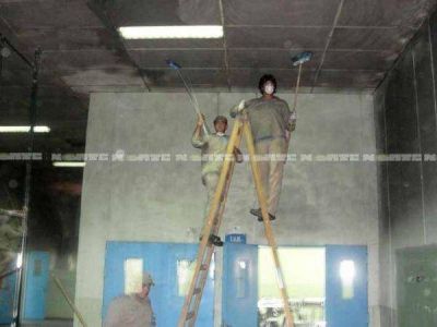 Comenzaron a refaccionar la penitenciaria despues del mot�n y fuga