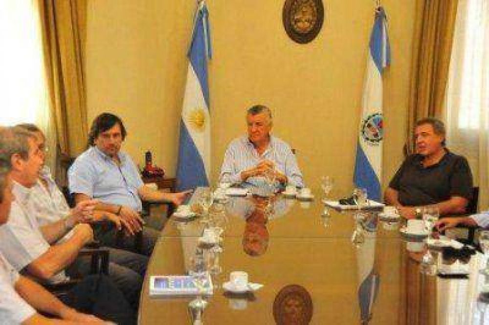 Mosteros se reunieron con el gobernador Gioja para fijar el precio del kilo de uva