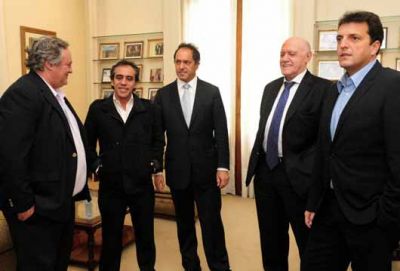 Acu�a pide por la coparticipaci�n