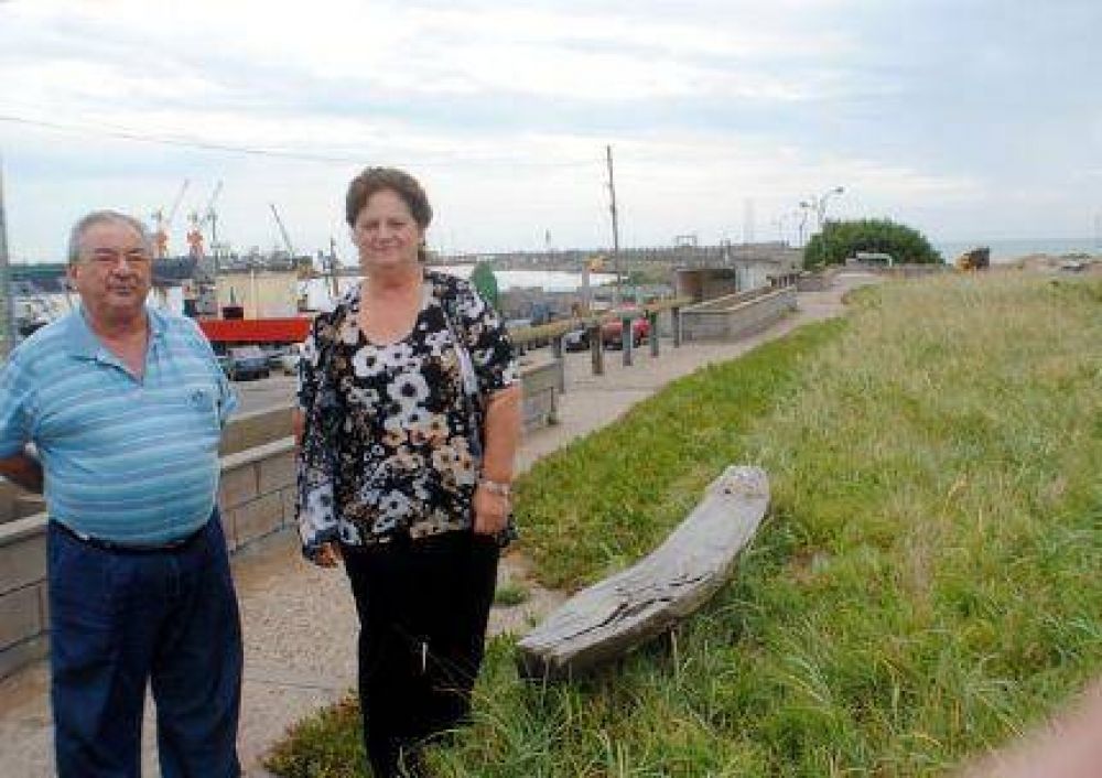 Construir�n una plaza en honor a Abdul Saravia, reconocido dirigente marplatense