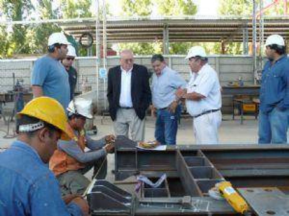 Pymes metal�rgicas locales aumentaron su producci�n a trav�s de Lama Pascua