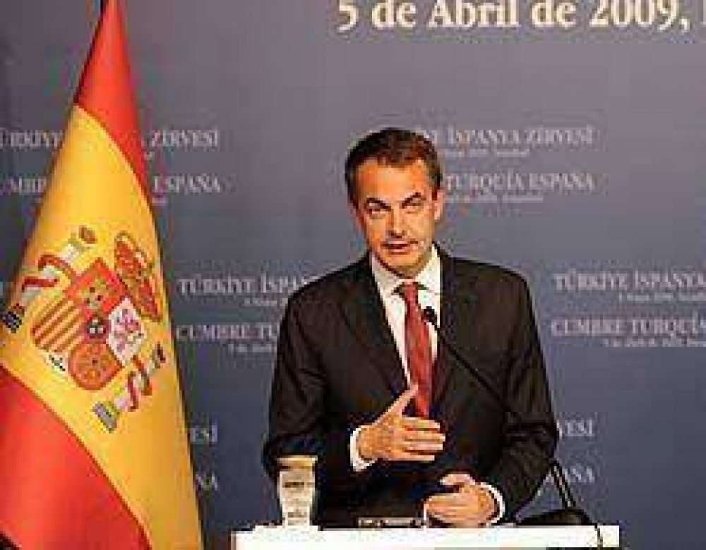 Espa�a: ante la crisis econ�mica, Zapatero reestructura el Gabinete 