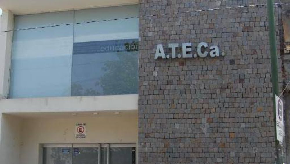 Ateca rechaz� participar de la convocatoria de educaci�n