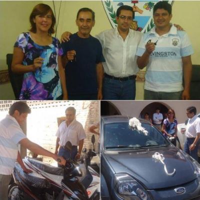El Intendente P�ez entreg� el auto y las motos que se sortearon en el Festival