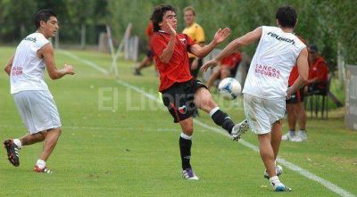 Col�n recibe a Rafaela y presentan a Romero