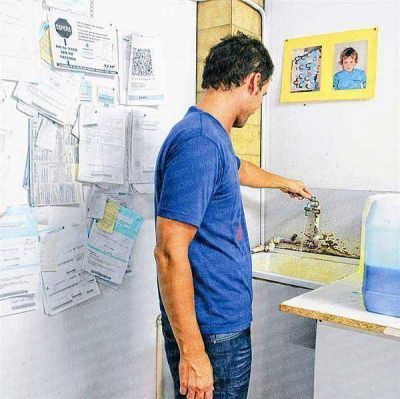 El calvario del agua: gran parte de la Ciudad, con baja presi�n  